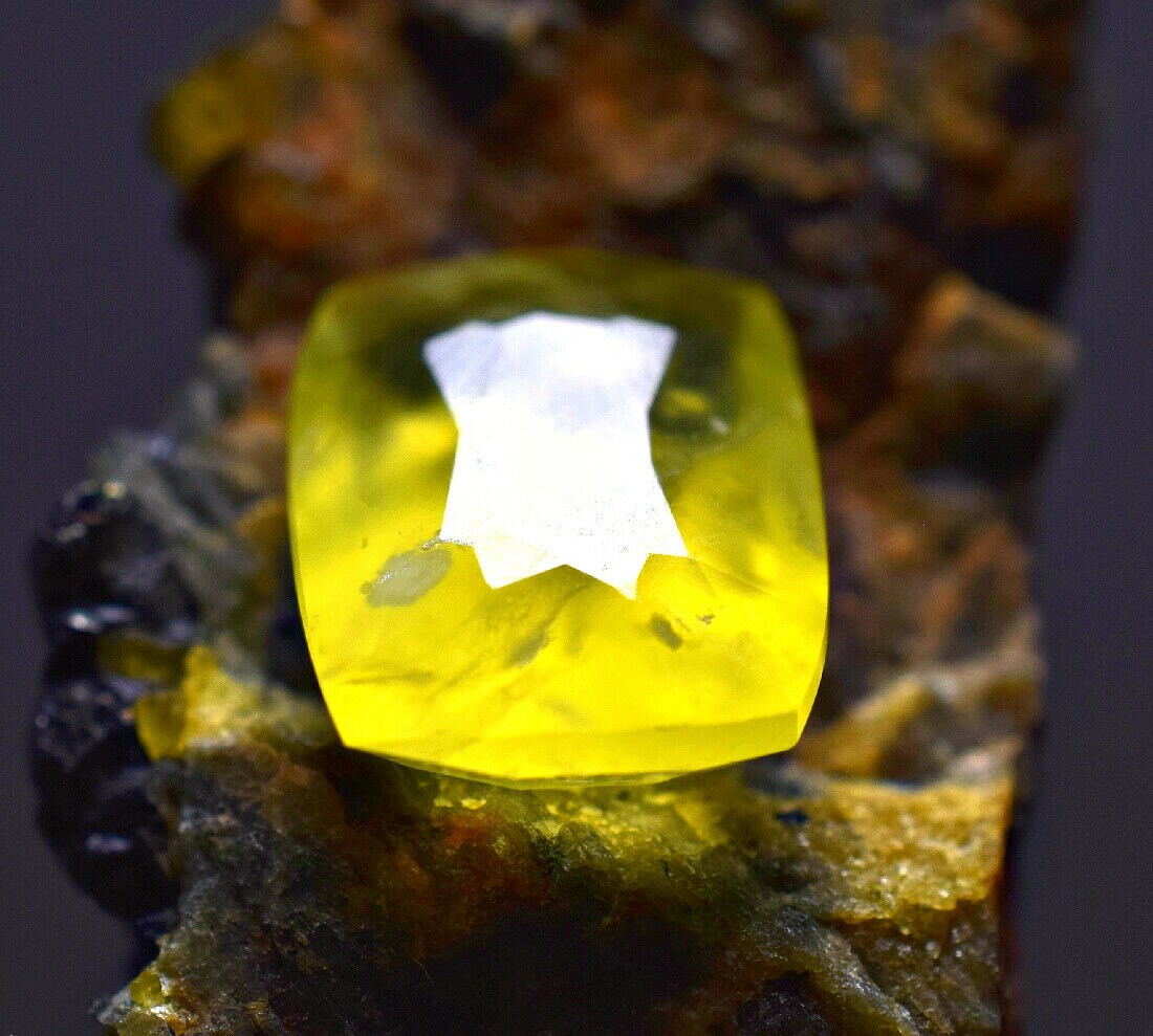 2.60 CT Alluring Bright Yellow Color Natural Serpentine Etsy