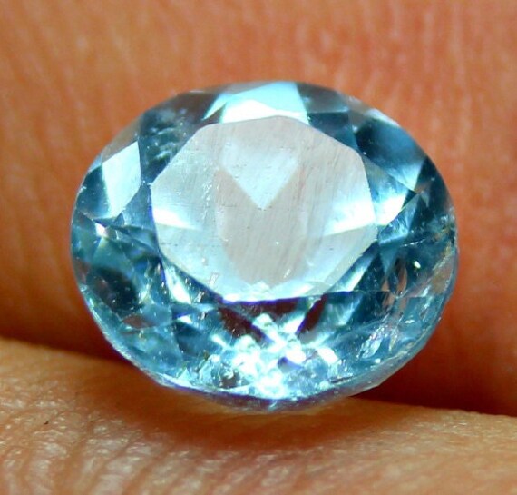 Color of shop topaz stone
