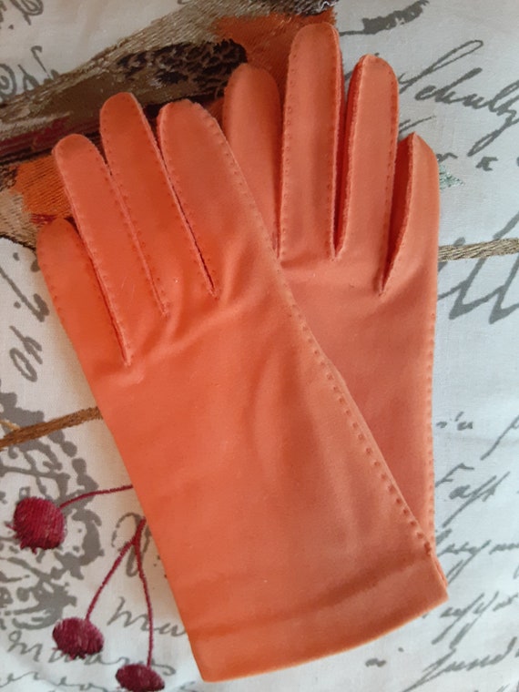 Wear Right Ladies' Gloves Vintage 1940s -1950s We… - image 1