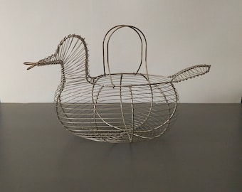 Rare French metal egg basket in the shape of a duck / old metal egg basket / vintage French wire egg basket 70's