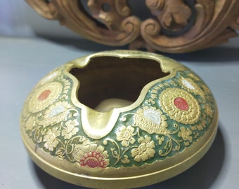 Vintage golden, green and red cloisonné brass ashtray/Old brass ashtray with floral pattern, flowers and leaves original shape