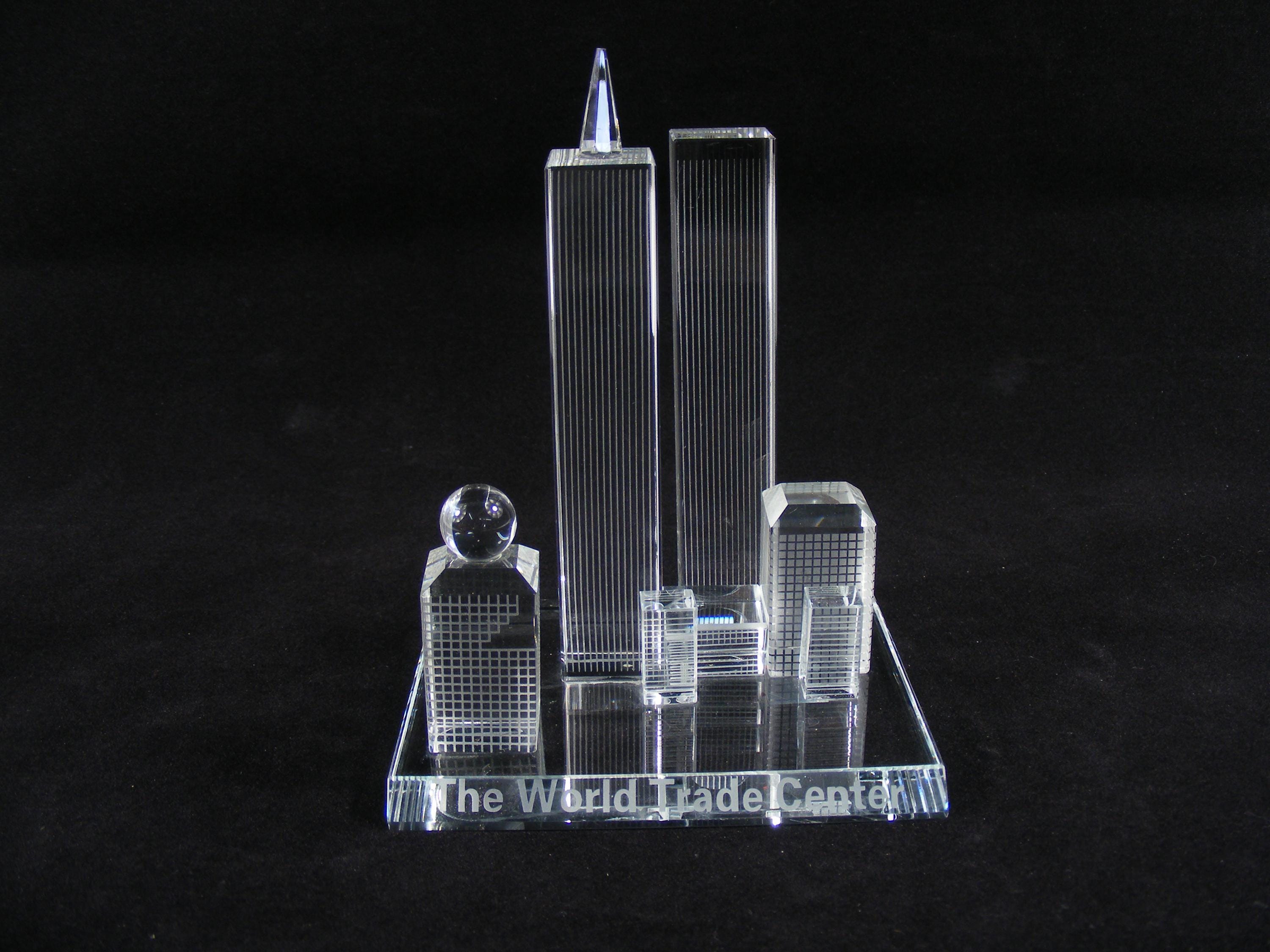 【ヴィンテージ】光る！ニューヨークEternal Twin Towers 額装 ヴィンテージ】光る！ニューヨークEternal Twin Towers 額装 Vintage