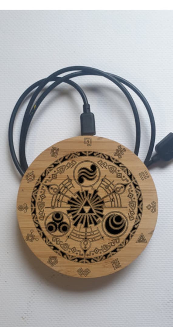 HYLIAN WIRELESS CHARGER Legend of Zelda Style Handmade Etsy