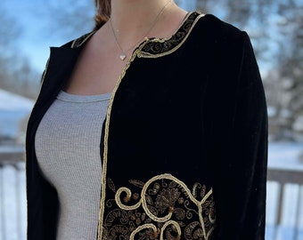 Women's Vintage Past Times Black Velvet Jacket, Embroidered and Beaded Jacket Size Medium Made in India