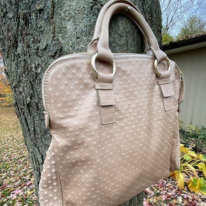 Buy leather handbags online outlet