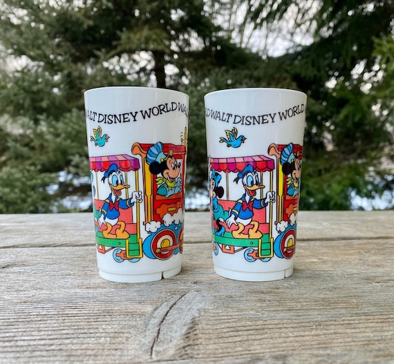 Vintage Walt Disney World Deka Plastics Inc Cups, Walt Disney Productions  Plastic Cups for Kids -  Sweden