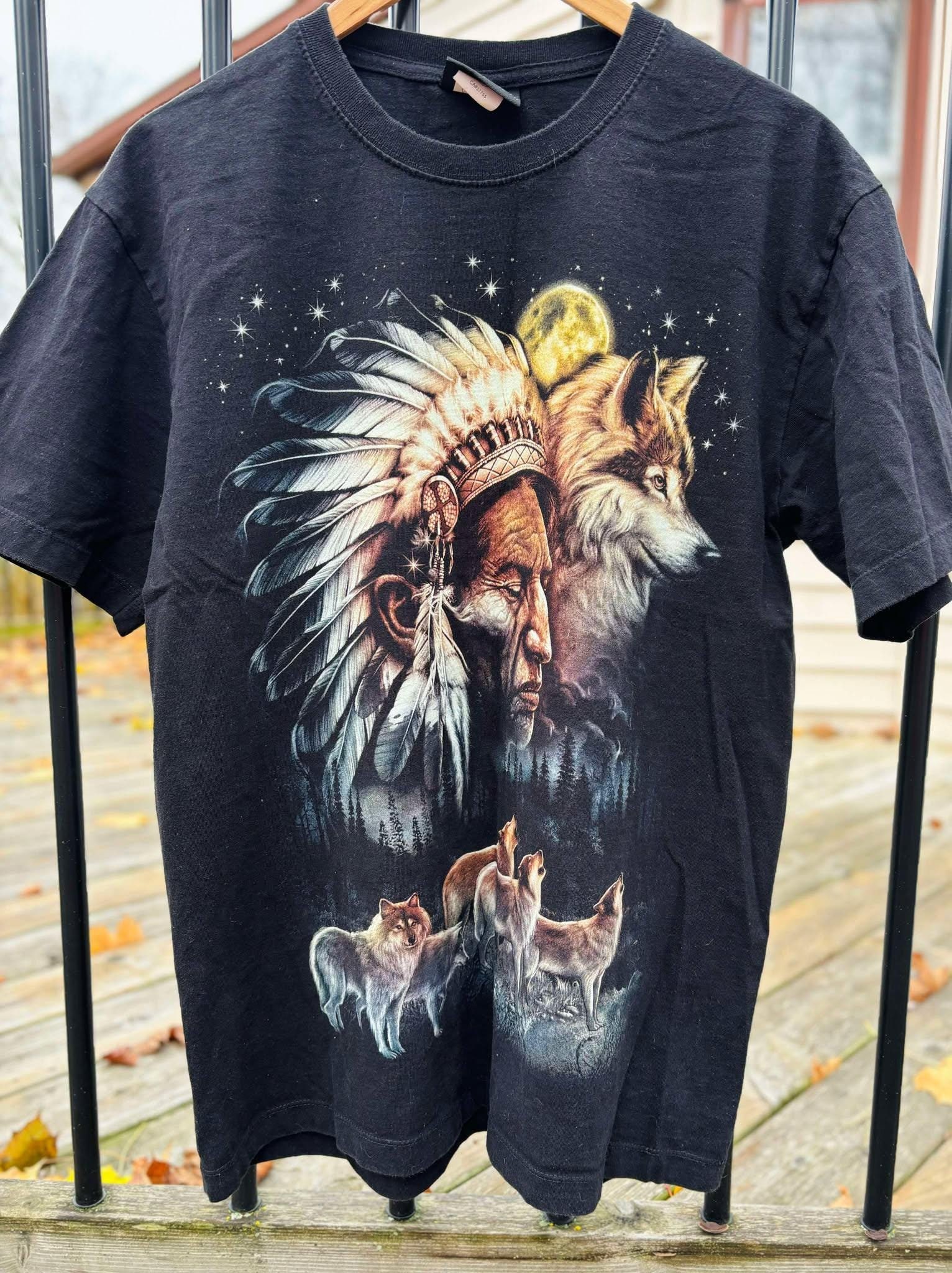 Men's JAY'S ROCK Native American Indian and Wolf Graphic T-shirt