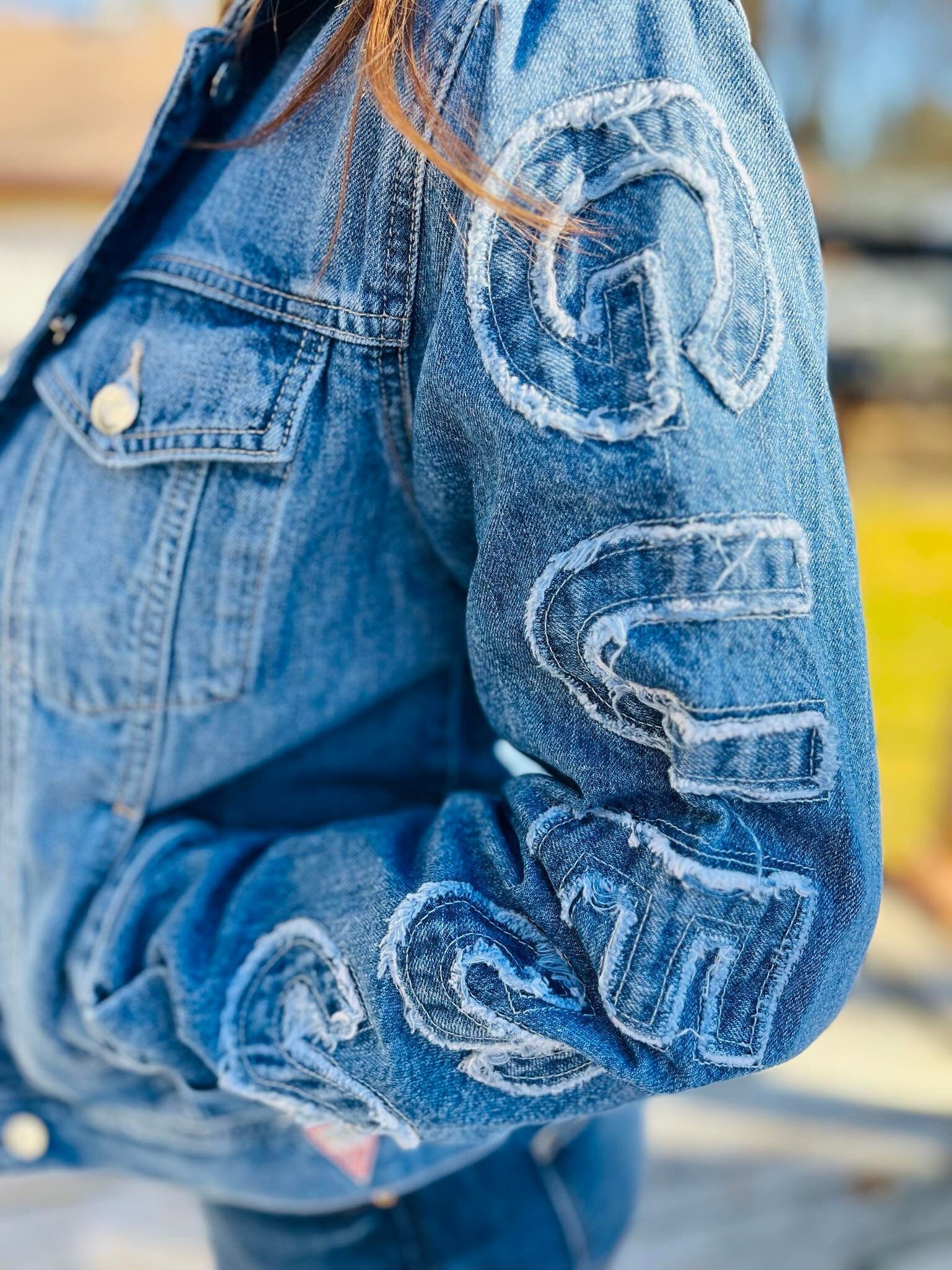 Guess distressed denim jacket hotsell