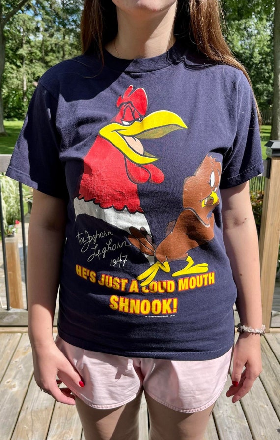 Vintage 1997 Warner Bros Looney Tunes The Foghorn Leghorn Tee, Vintage Admit One T-Shirt Size Small