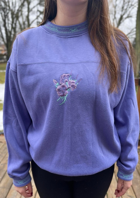 Women's Vintage LADY FOOTLOCKER Purple Sweatshirt… - image 1