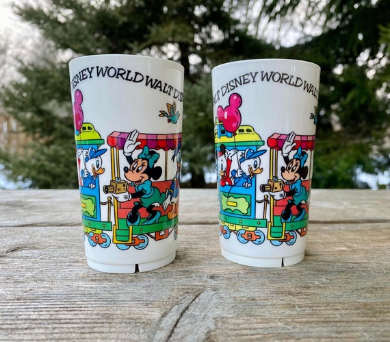 Vintage Walt Disney World Deka Plastics Inc Cups, Walt Disney Productions  Plastic Cups for Kids 