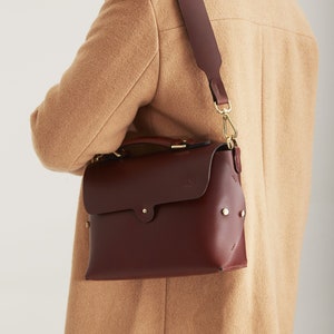 Bolso de cuero para mujer - Bolso de hombro de cuero para mujer - Bolso de cuero hecho a mano - Asa superior - Bolso de cuero personalizado para ella, bolso cosido a mano