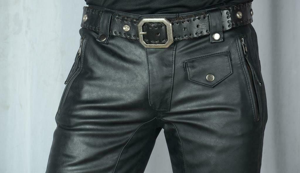 ボトムスその他 [MATINKIM]biker detail washed leather pants in navy BIKER DETAIL WASHED LEATHER PANTS IN NAVY – Matin Kim