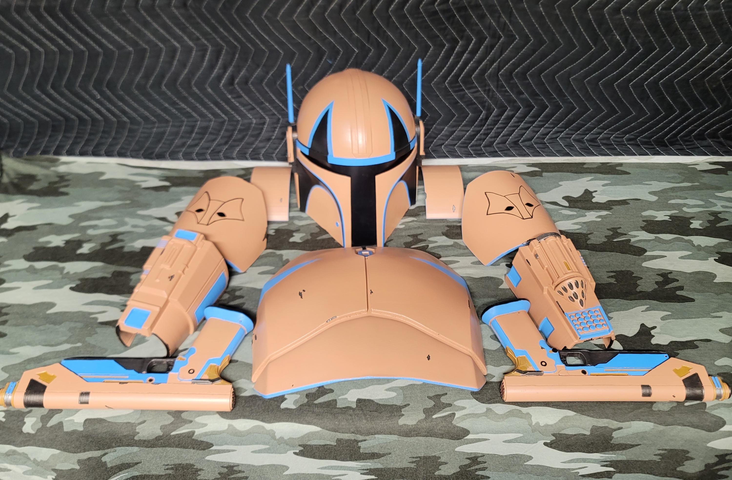 マンダロリアンアーマーキット - Etsy 日本