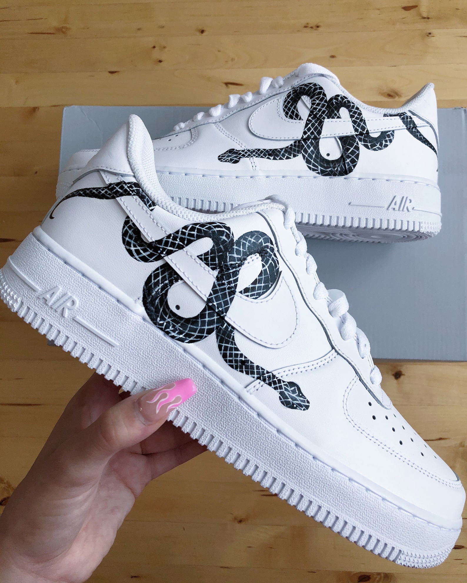 custom snake af1
