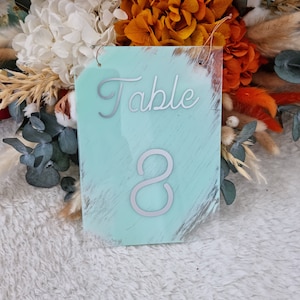 Menus de Mariage Modernes et Personnalisés : Cartes de Plan de Table et Numéros en Acrylique pour une Décoration Bohème et Raffinée !