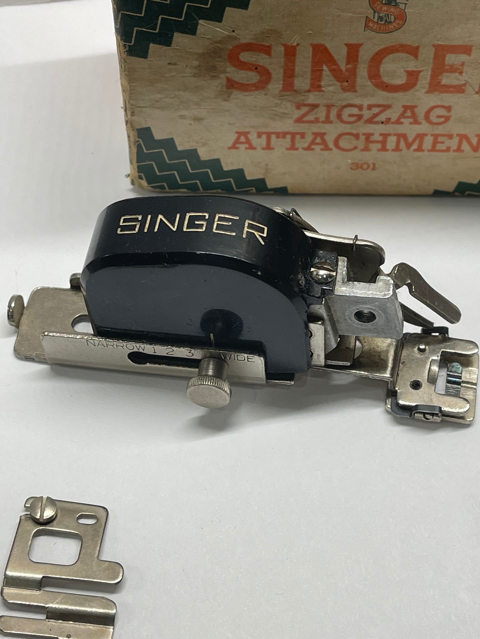 Vintage Singer Zig Zag Attachment 160745 Slant Shank 301 Etsy