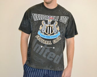 90s vintage Newcastle United shirt Size X Large Vtg black all over print british football club tee Sz XL (vtg soccer jersey, vtg soccer tee)