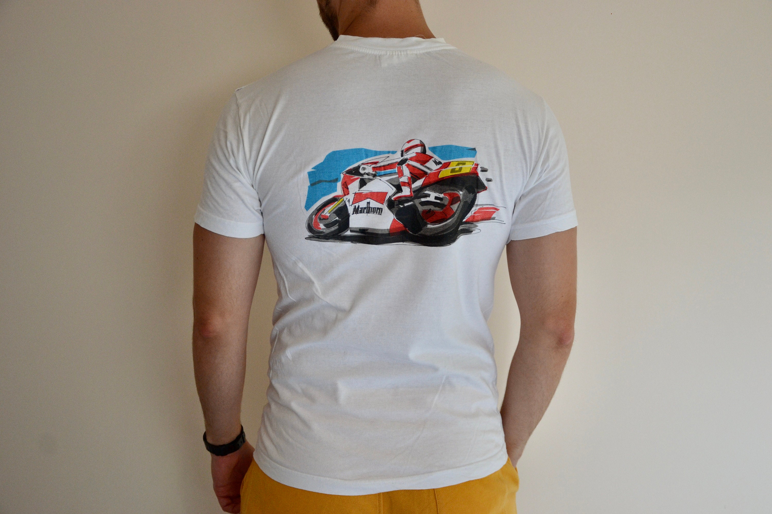 90s Vintage Marlboro Shirt Size Medium Vtg White Adventure Team
