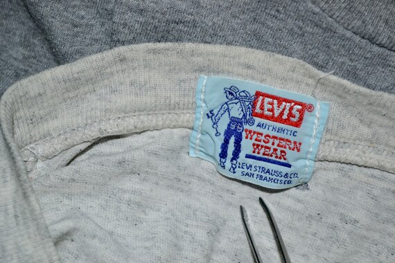 90s vintage Levis shirt Size Large vtg gray Made … - image 6