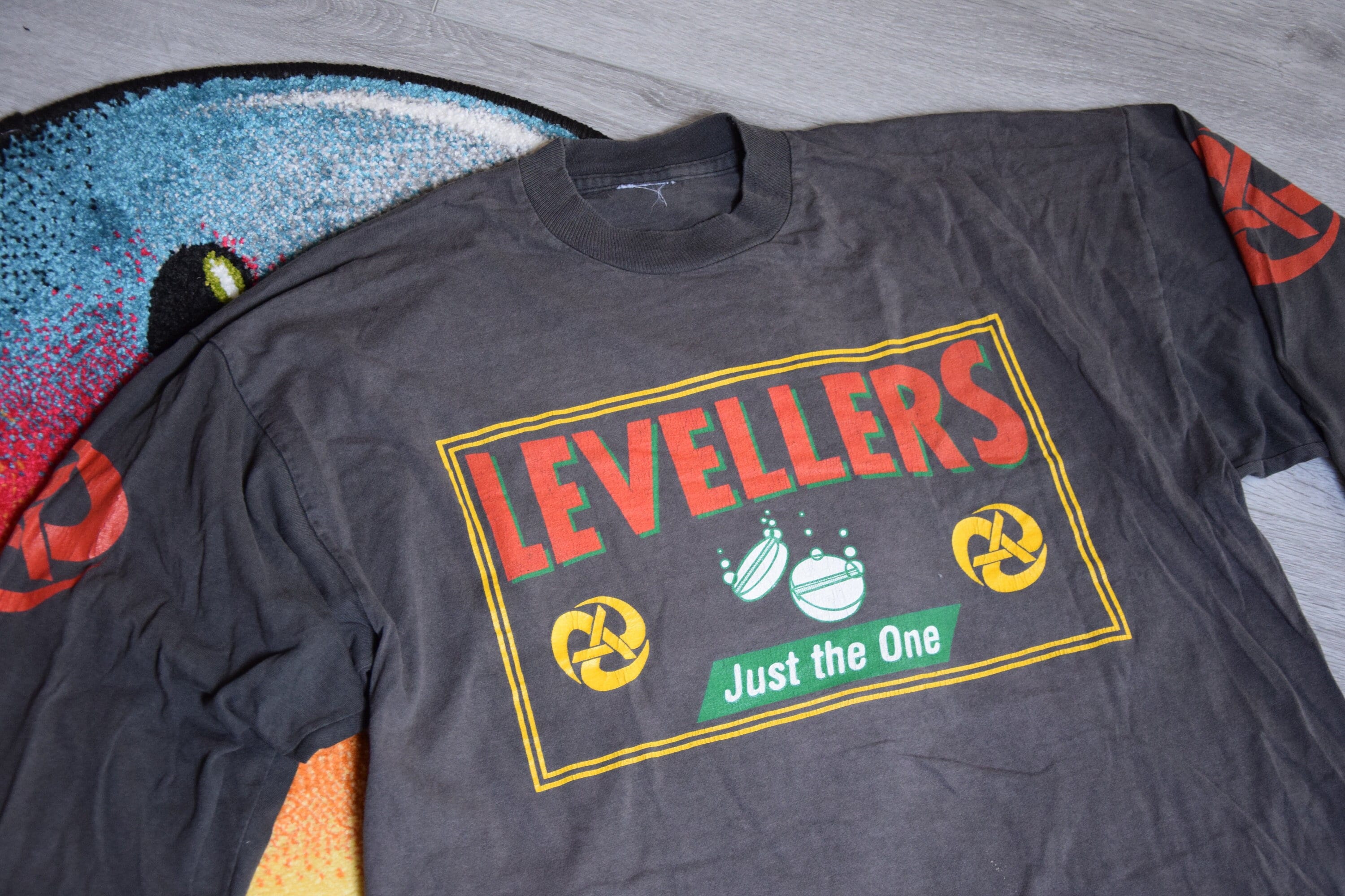 90s Vintage Levellers Shirt Size X Large Vtg Faded Black