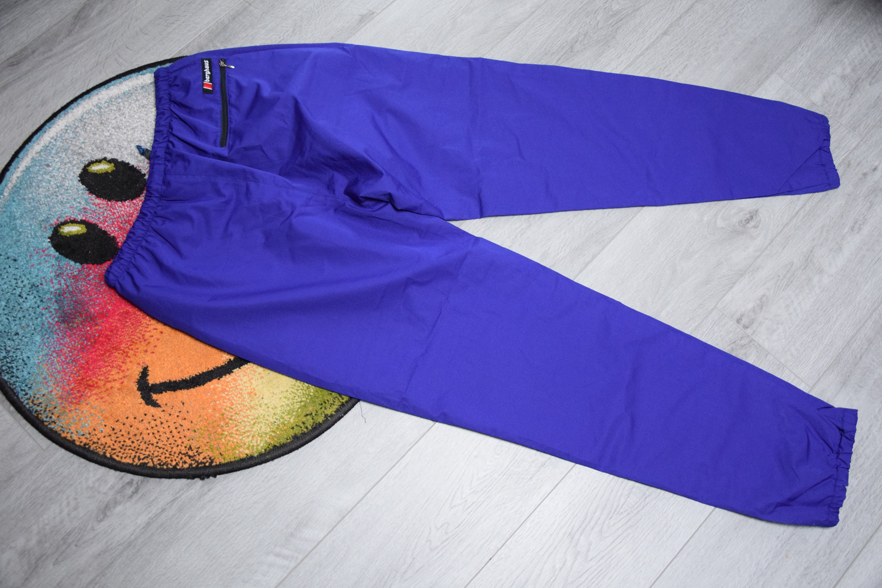 Berghaus, 90s Vintage Berghaus track pants Size Large Vtg purple trekking weatherproof trousers Sz L (vintage outdoor)