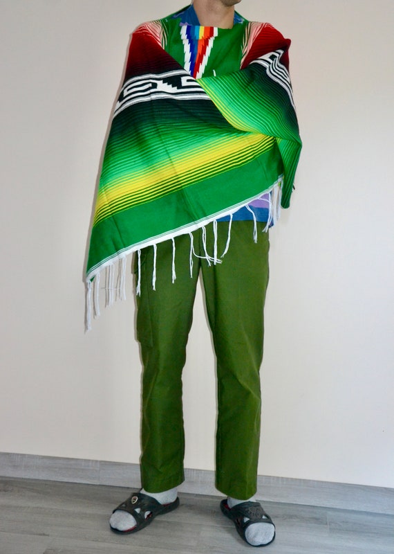 Vintage multicolor poncho Vtg green red American … - image 9