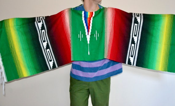 Vintage multicolor poncho Vtg green red American … - image 5