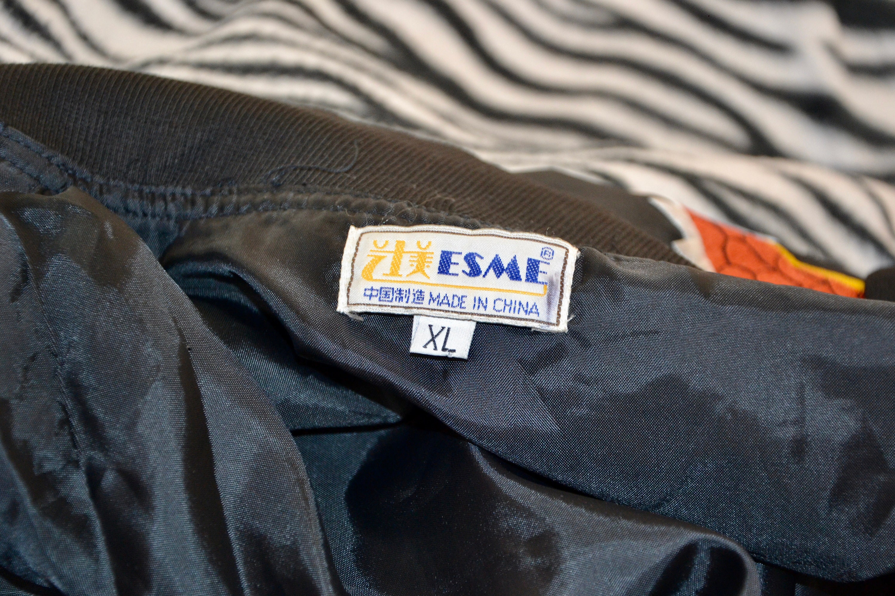 80s Vintage Chinese Souvenir Jacket Size XL Vtg Black Bomber 80s Vintage Chinese Souvenir Jacket Size XL Vtg Black Bomber