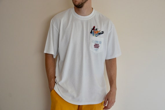 90s vintage Daffy Duck shirt Size XXLarge vtg whi… - image 1