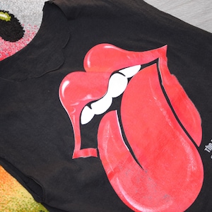 Vintage Rolling Stones shirt Size X Large vtg black sleeveless thrashed 40 Licks World tour rock  band tee Sz XL