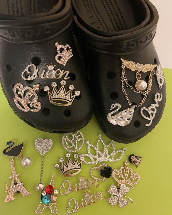 Bling Shoe Charms for Women Girls,Golden Bling Croc Charms for  Sandals,Diamond Bling Chain Charms Cute Designer Shoe Accessories  Decoration Birthday