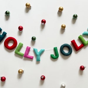 Holly Jolly felt banner, Merry Christmas Garland, Felt ball garland, Holiday garland, Vintage Christmas/ Merry Christmas Mantle decor