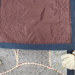 Dekorativ lapptäckslöpare, indisk vintage bomullslapptäckslöpare, väggbonad, handgjord i Rajasthan, broderad boho-tapet bild 8
