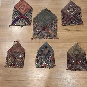 6 st. indisk vintage Zari banjara boho liten handväska/väska, handbroderad tygkuvertväska, autentisk Banjara-kuvertväska med hemgift