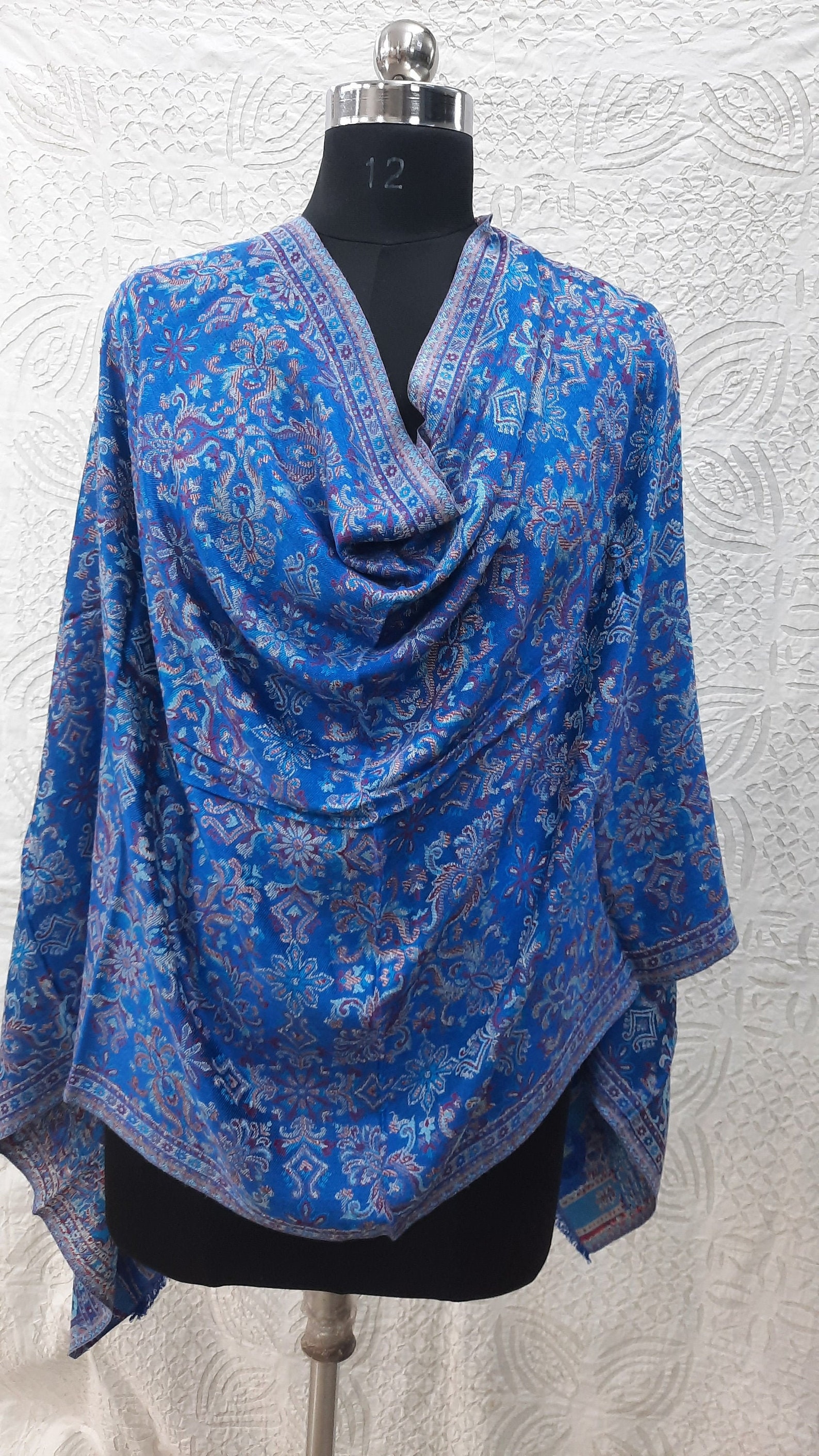 Silk Pashmina Floral Shiny shawl Handwoven wedding shawl | Etsy