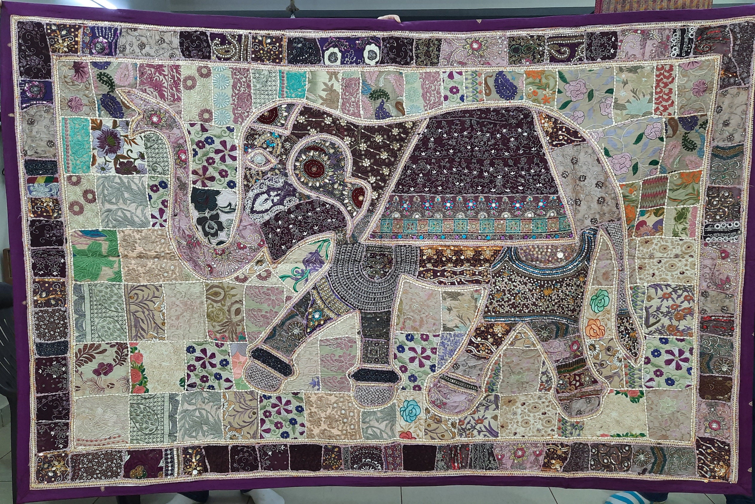 60x90 手刺繍の象のパッチワーク、エスニックな壁掛け、インドの壁掛け