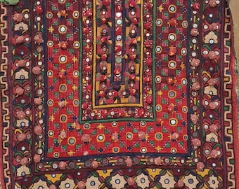 Giogo vintage ricamato a mano, design del collo ricamato Soof, toppa Sindh Boho, giogo afghano, tessuto vintage, tessuto indiano vintage