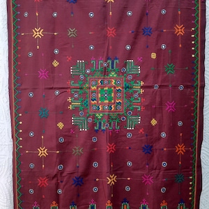 Vintage Sindh Soof Kutch Hand embroidered boho Banjara Shawl/Wall Tapestry/Table cloth/Sofa Throw Bohemian Detail Embroidery Baby Bedding