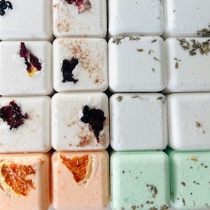3 oz Natural Bath Bombs/Handmade Bath Bomb/Botanical Fizzy Bath Bombs/Baby Shower Gift/ Botanical Bath Bombs|Birthday Gift