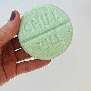 Chill Pill Shower Steamers/Stress Relief Spa Gift/Self Care Gift for her/Spa Gift for Woman/Calming Shower Steamers/Relaxation Spa Gift/Gift MentholCrystal/Mint