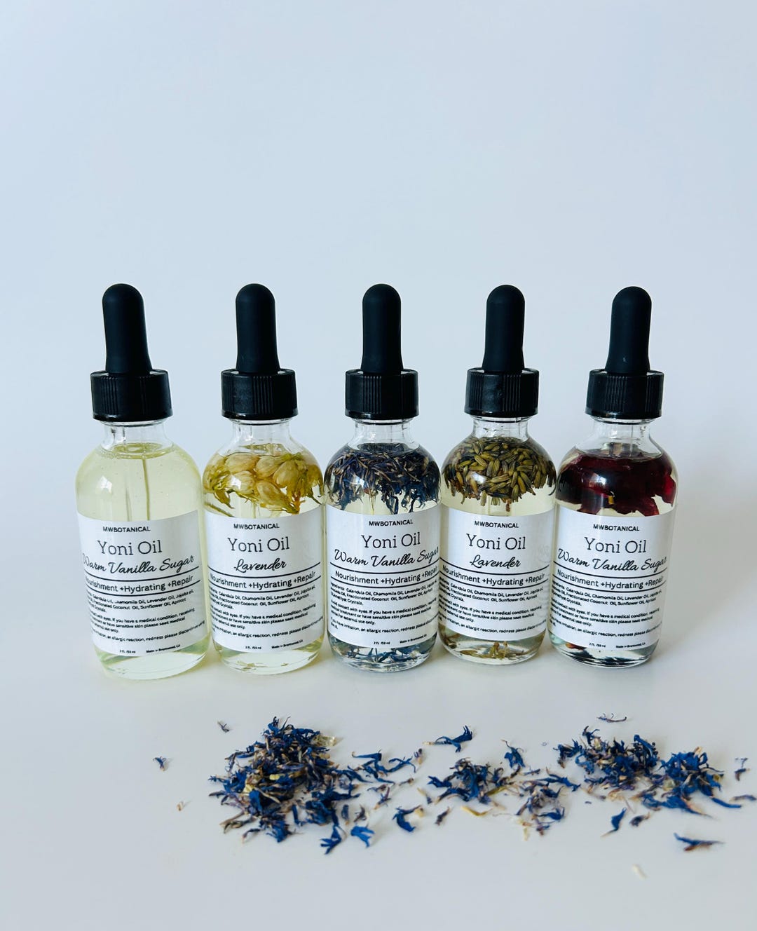 WOLF WOMAN-(Vetiver, Vanilla, Musk, Myrrh, Coumarin, White