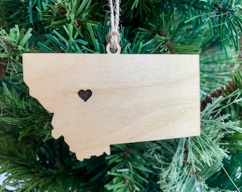 Montana Ornament with Heart Marker, Customizable Christmas Ornament, Personalized Wood Engraved Gifts, Montana Souvenir