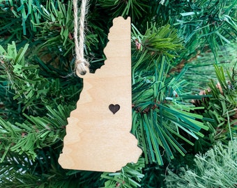 New Hampshire Ornament with Heart Marker, Customizable Christmas Ornament, Personalized Wood Engraved Gifts, New Hampshire Souvenir