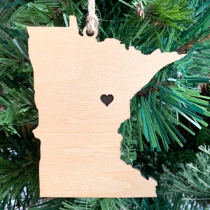 Minnesota Ornament with Heart Marker, Customizable Christmas Ornament, Personalized Wood Engraved Gifts, Minnesota Gifts