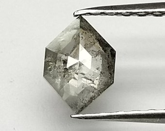 0.64カラット ヘキサゴン ソルト＆ペッパー ダイヤモンド：7 x 5 mm 天然ルースダイヤモンド