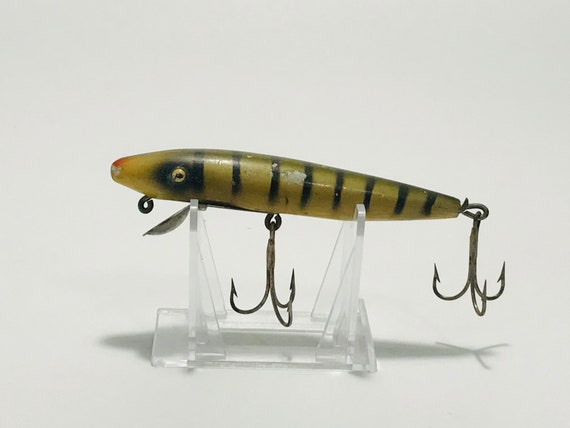 Buy Vtg Crankbait Paw Paw Fishing Lures Wood Pike Minnow Bass Fishing Gear  Fishermans Bait and Tackle Box Collection Surface Topwater Fish Decoy  Online in India 