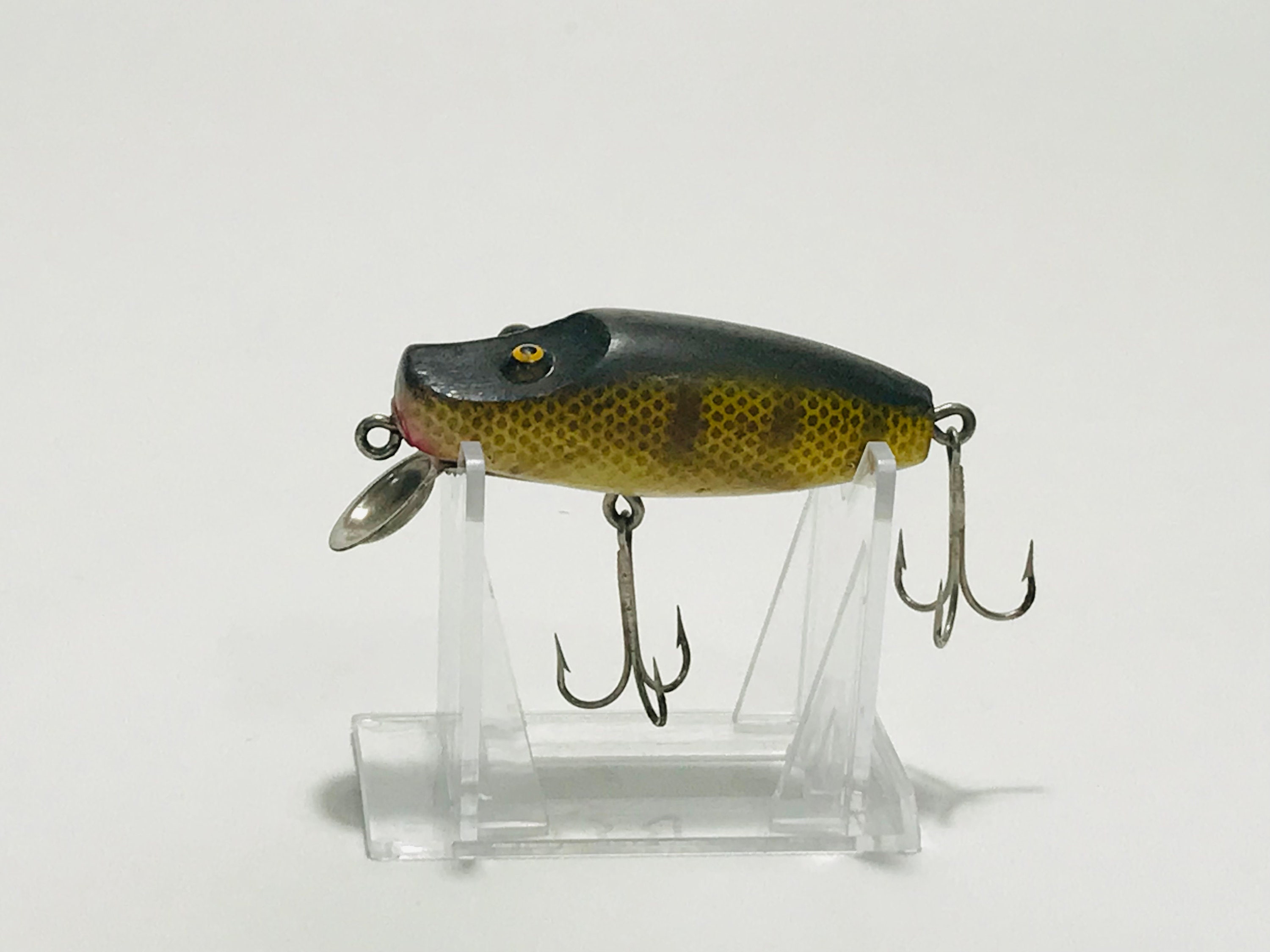 Vtg Crankbait Paw Paw Fishing Lures Wood Pike Minnow Bass Fishing Gear  Fishermans Bait and Tackle Box Collection Surface Topwater Fish Decoy 