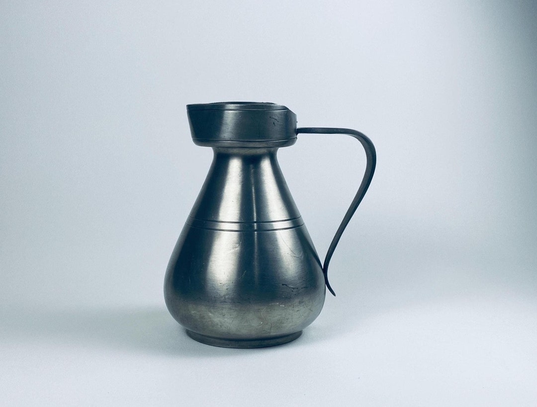 Gallery Detail: Antique Pewter Pitcher Barware Collectible Hallmarked Zinn Gray Metal