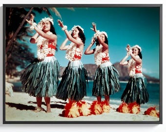 Vintage Hula Girl Print Beach Decor Ocean Wall Art Coastal Print Beach House Wall Art Nautical Decor Digital Download 1 Horizontal Print